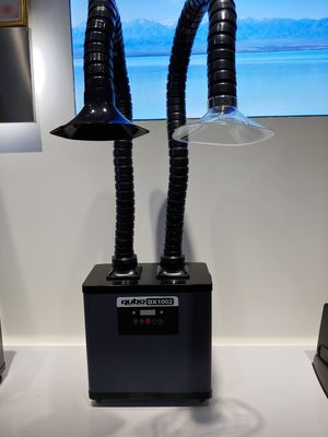 Extracteur léger de vapeur de la soudure 200W avec des bras de double aspiration